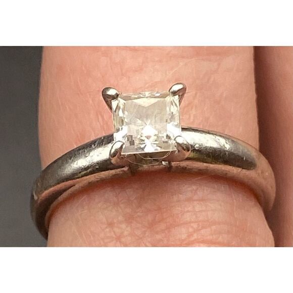 Sterling silver 925 cubic zirconia princess cut 1 karat ring size 8.5 - Picture 8 of 10